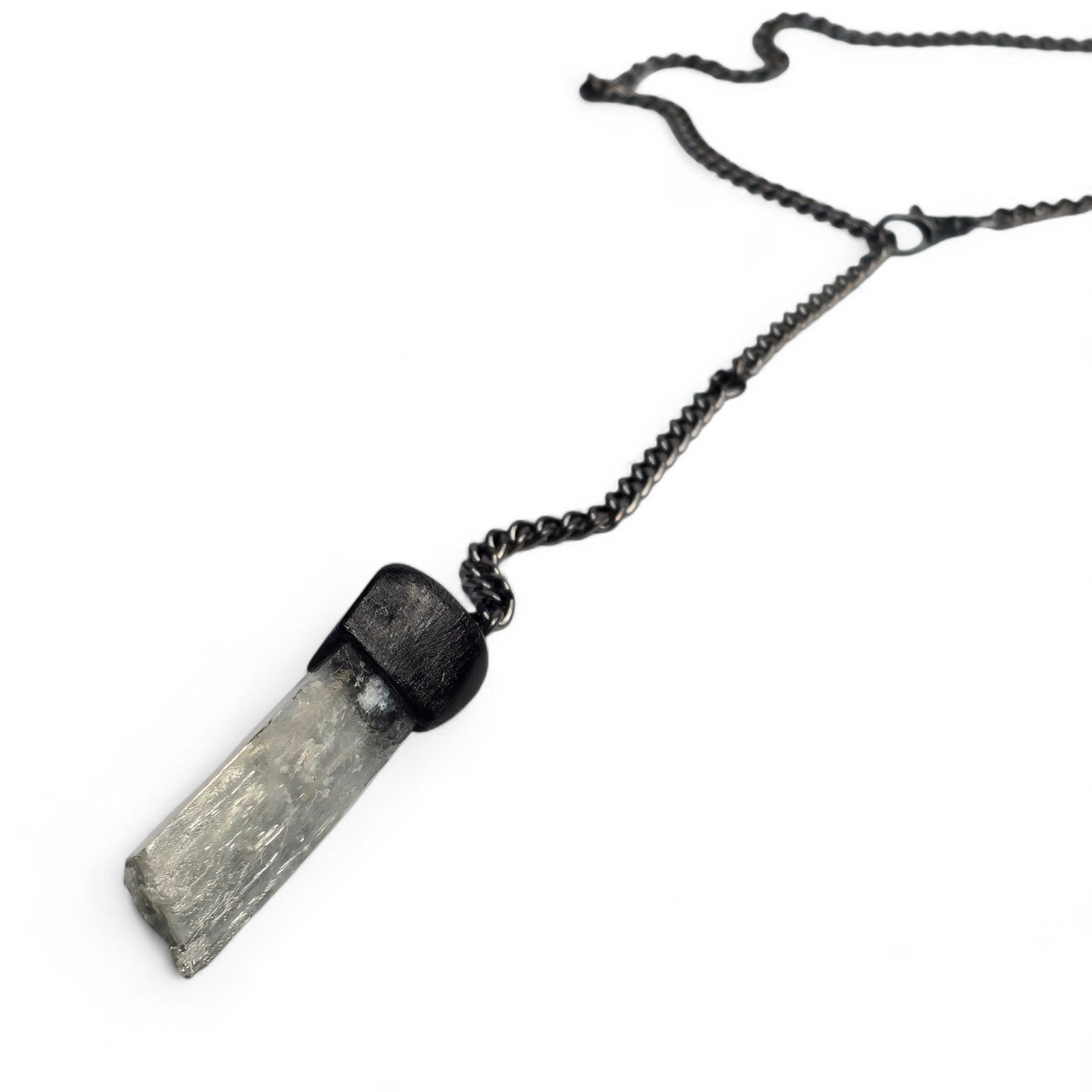 SPODUMENE NECKLACE